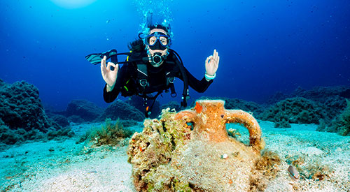 Estación de carga de botellas de buceo